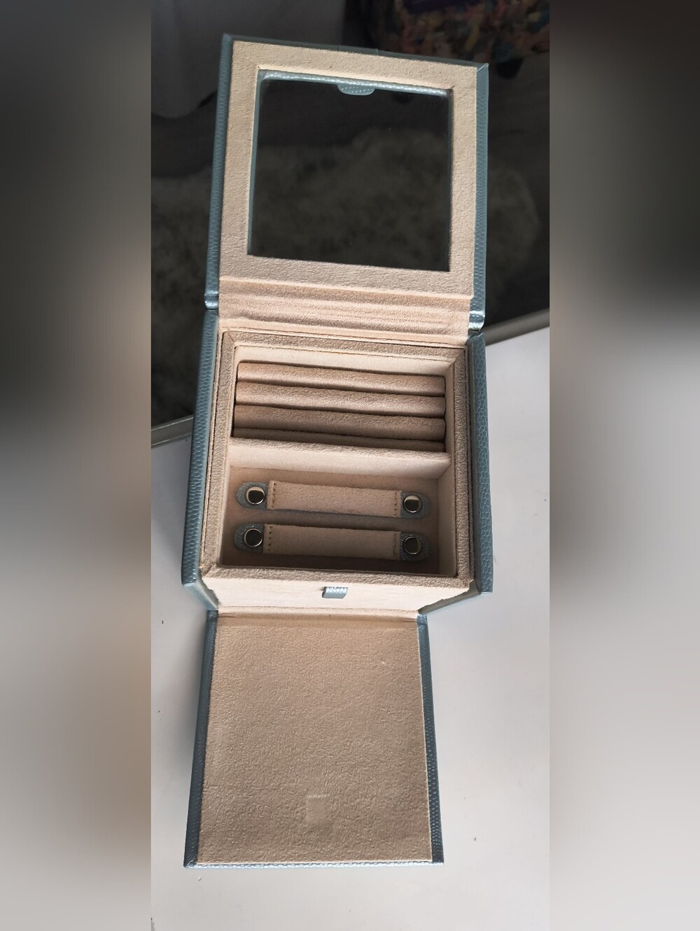 Wolf Jewelry Box 5" Cube Anti Tarnish New Without Box - Picture 6 of 13